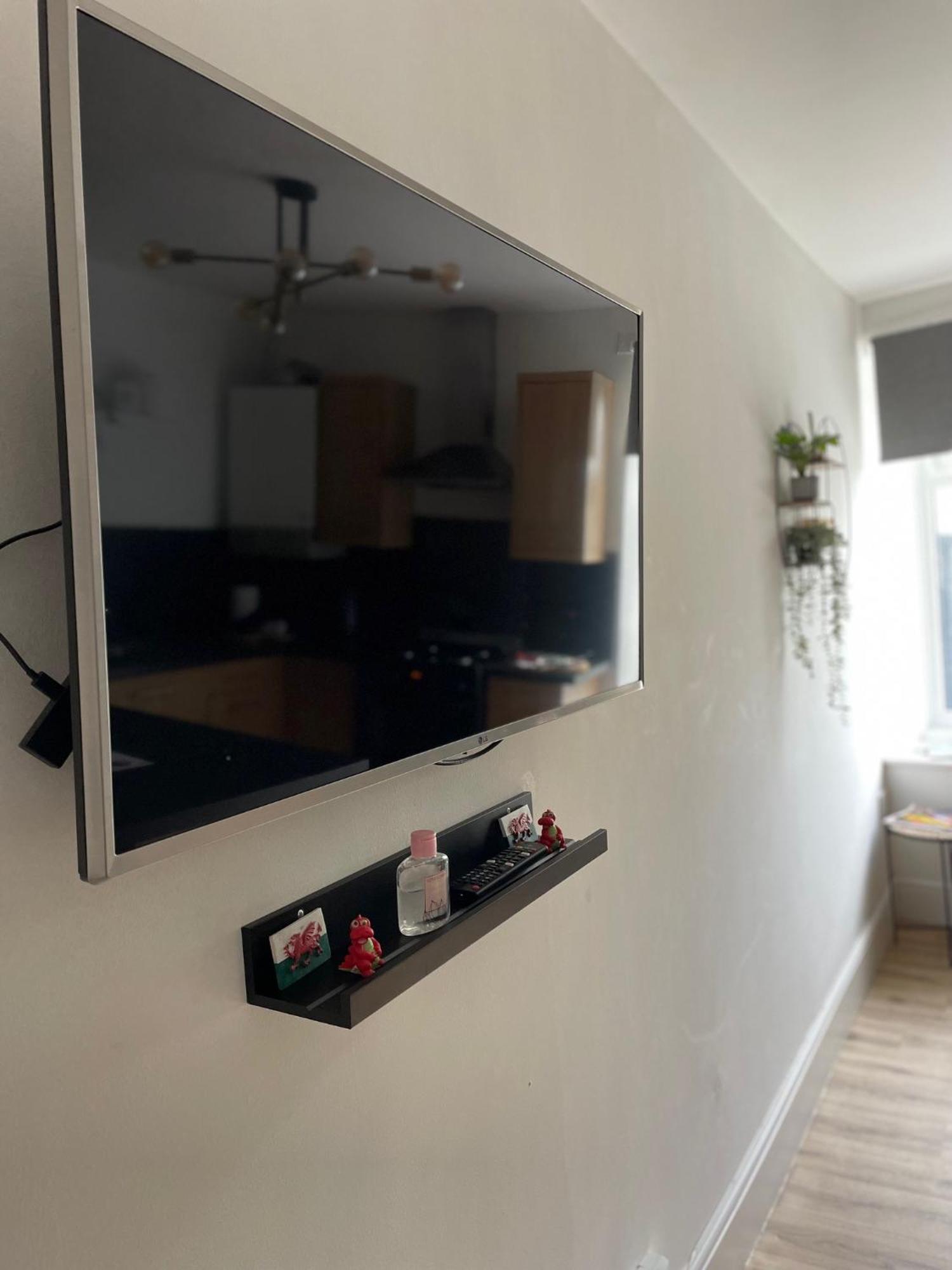 Flat 1 Лампетер