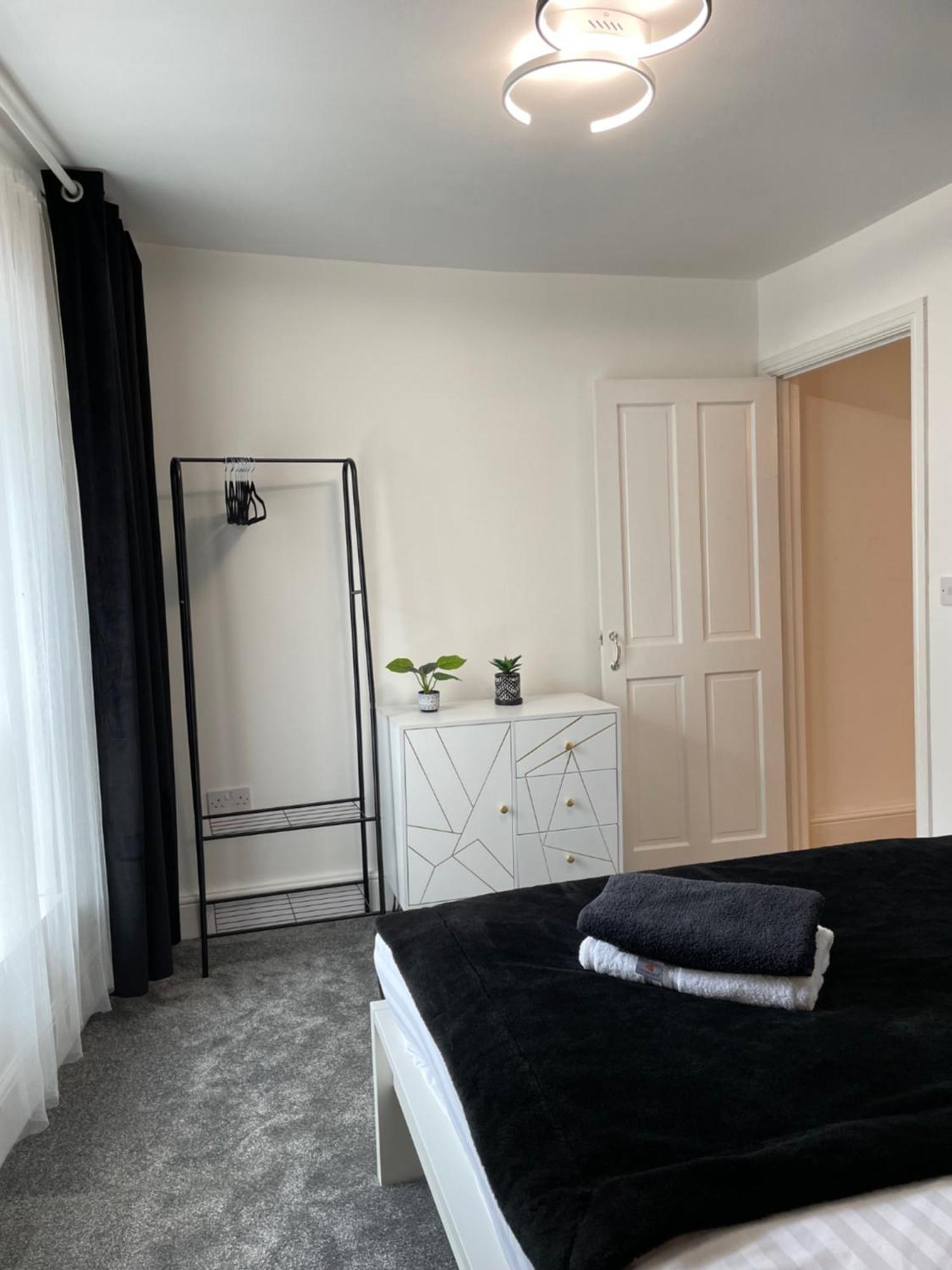 Flat 1
